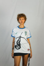 Camisa seleção brasileira 98 branca x Luta Indígena